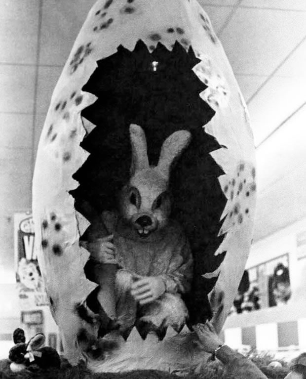 Scary_Easter_Bunnies